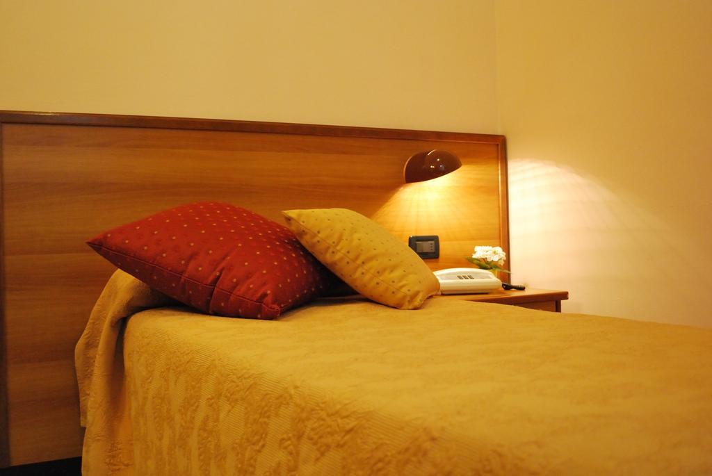 Hotel Galleano Laigueglia Pokój zdjęcie