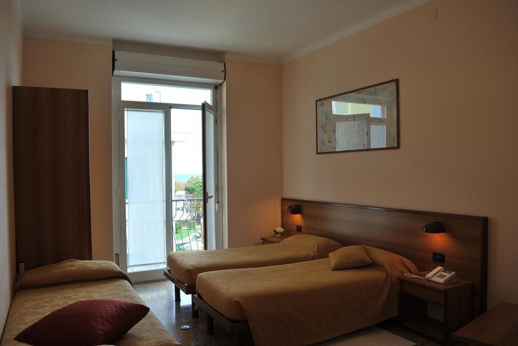 Hotel Galleano Laigueglia Pokój zdjęcie