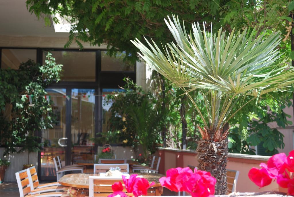 Hotel Galleano Laigueglia Zewnętrze zdjęcie