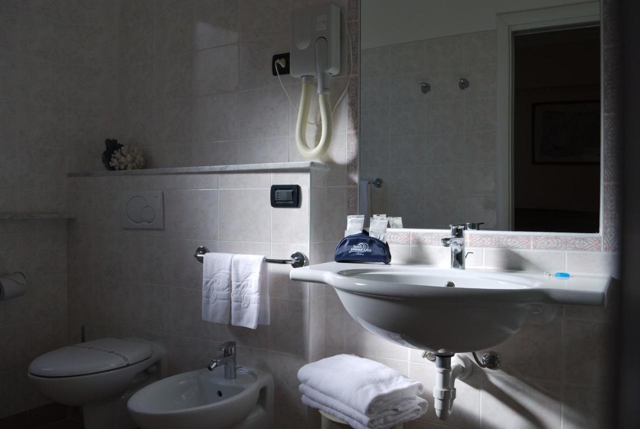 Hotel Galleano Laigueglia Zewnętrze zdjęcie